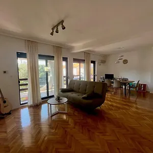 villa-goldy.hotelinzadar.com/