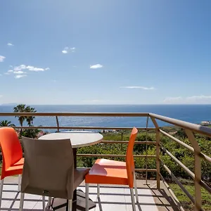 canico-i-by-travel-to-madeira.madeira-islandshotels.com/